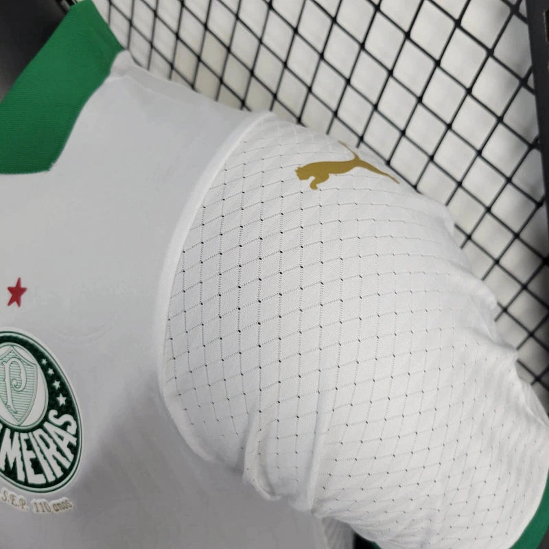 Tecnologia DryCell na Camisa Palmeiras 24/25 para melhor absorção de suor.